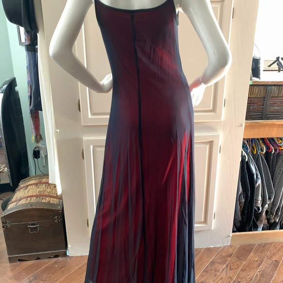 Sabera s6 red and black sheer evening gown - Picture 2 of 4